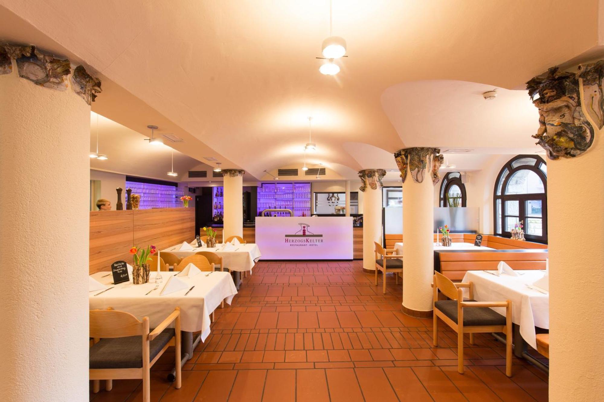 Herzogskelter Restaurant Hotel Güglingen Eksteriør bilde